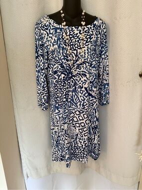 Lilly Pulitzer Blue and White Printed Shift Dress